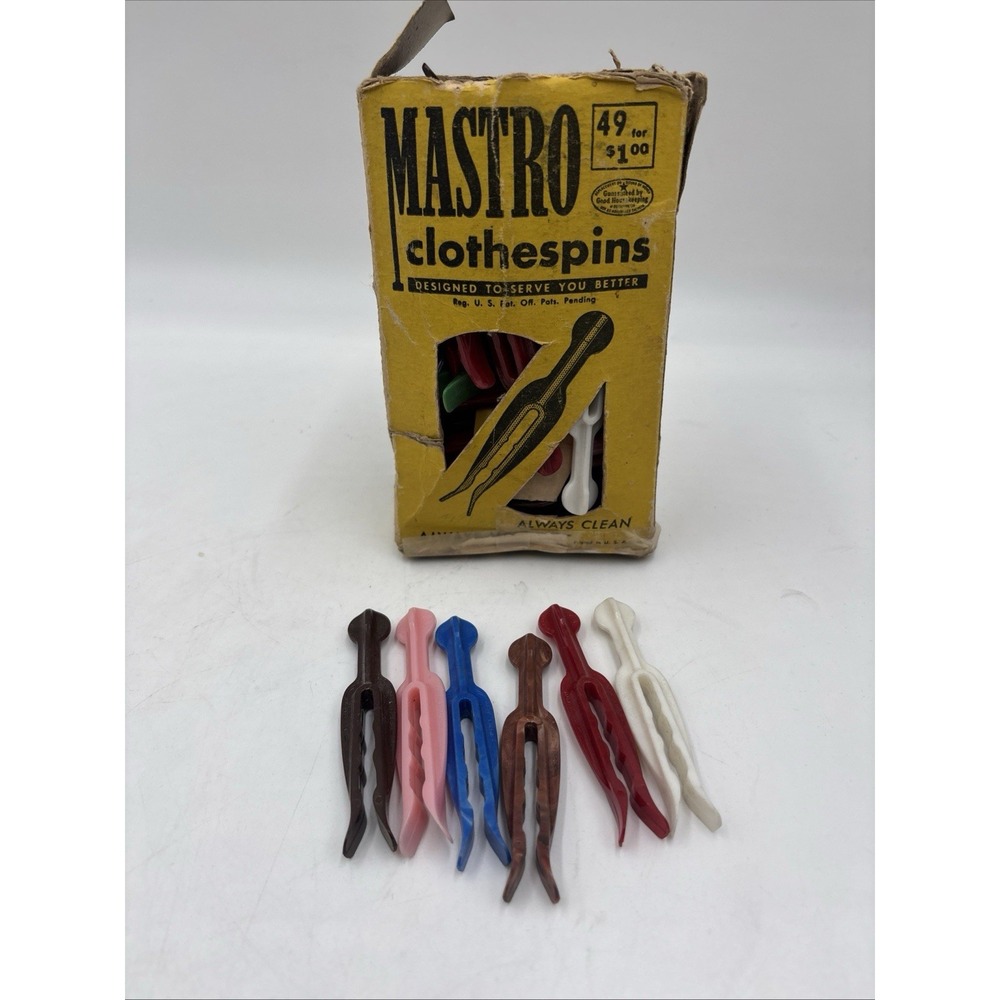 Vintage MASTRO Clothespins Pins Laundry Decor Original Box
